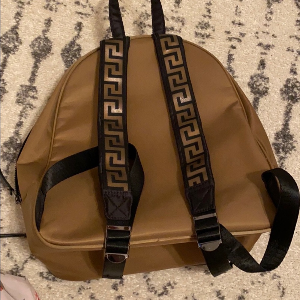 Backpack - Picture 2 of 3